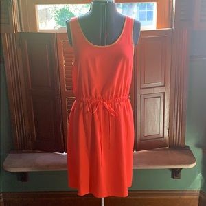 Gap hot pink tie waist dress with orange neckline.